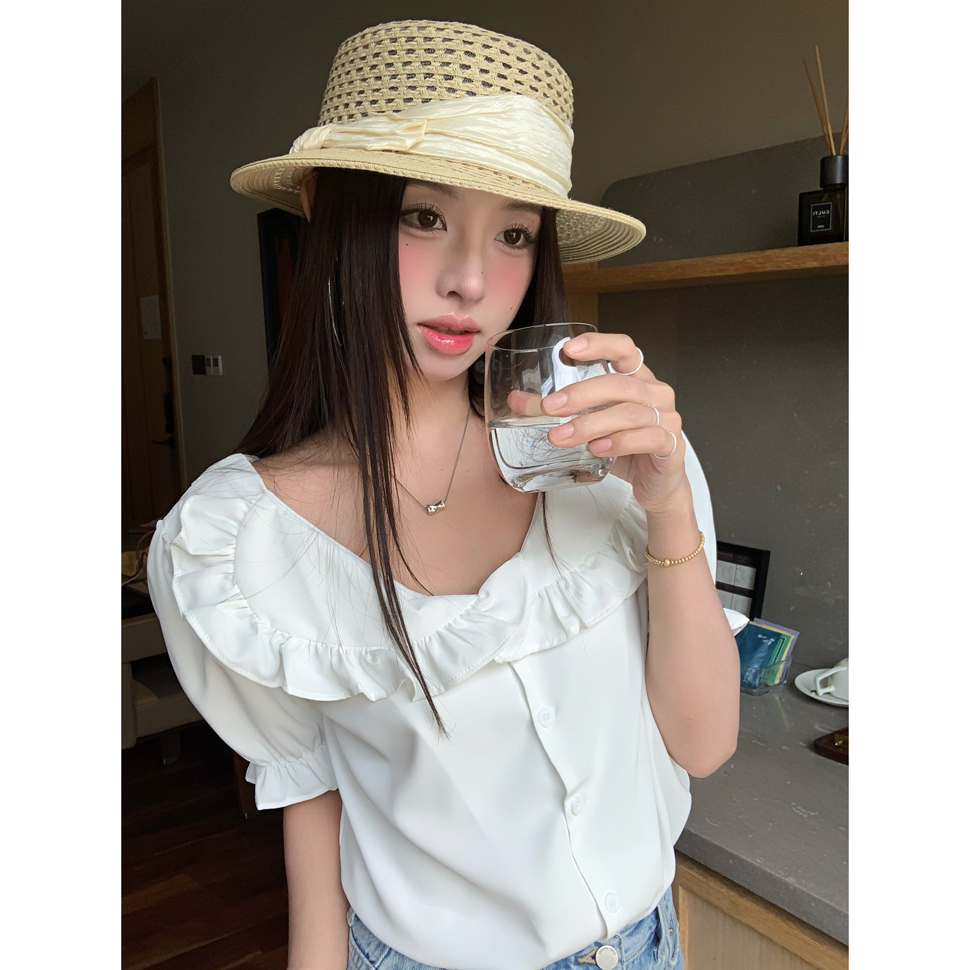 泡泡袖衬衫甜美可爱减龄娃娃衫