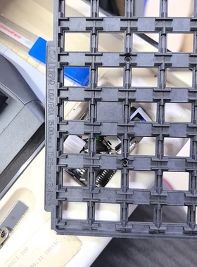 托盘  LGA/BGA15*11.25*3.42 119格 11.25*15 LINEAR