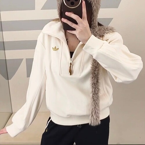 阿迪达斯三叶草马年女子半拉链