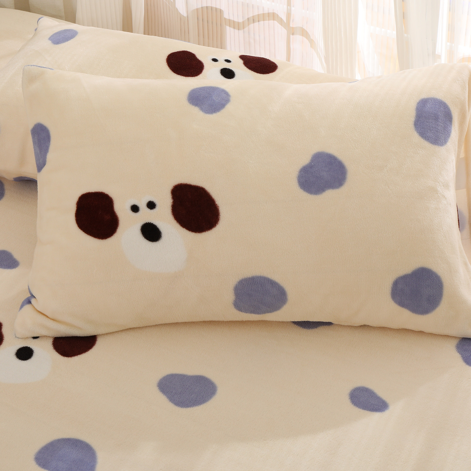 温暖柔软加厚牛奶绒枕套单个一对