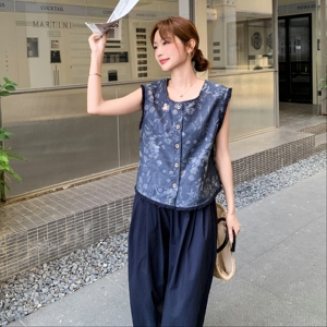 复古印花马甲套装女2025夏季新款韩系时尚宽松阔腿裤百搭两件套图片
