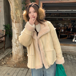 新品 大货主推款 奶fu黄皮皮毛一体外套910-P205-K298，女装皮草，菡迪欧娜
