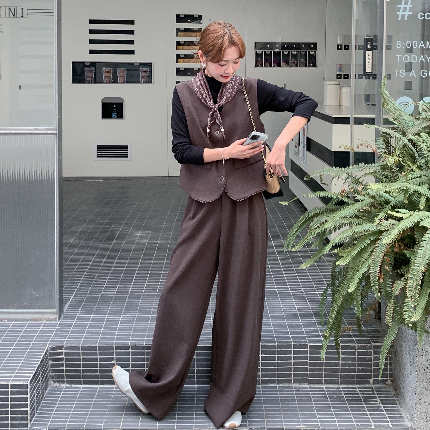 新品现货马甲+阔腿裤两件套套装2C075-835-P175-K258,女装套装/套裙,菡迪欧娜