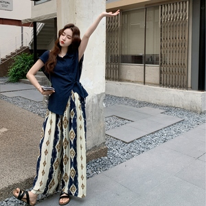 韩版印花阔腿裤套装女2025夏季新款时尚百搭不规则收腰上衣两件套图片
