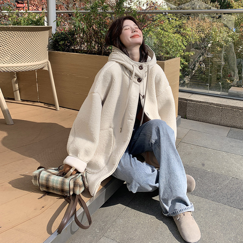 新品大货主推款米白色皮毛一体外套2C075-2026-P185-K268,女装毛呢外套,2C075