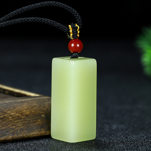 和田黄口玉小印章吊坠新疆玉文房四宝玉石私人书法篆印鉴挂件玉佩