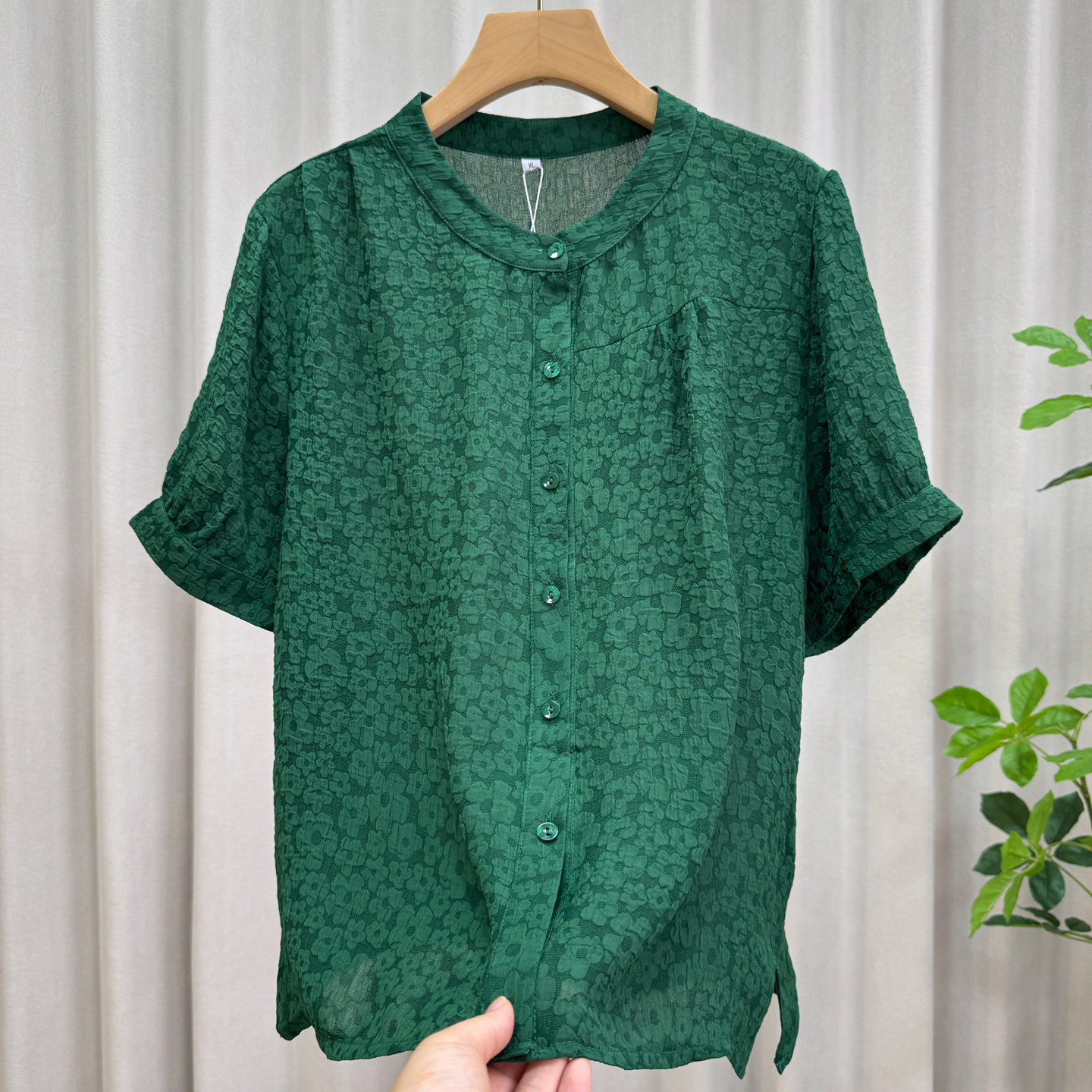 中老年女装夏季圆领短袖衬衫中年妇女宽松衬衣妈妈装气质开衫上衣