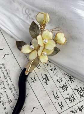 非遗绒花淡黄色花朵头饰仙气古风汉服旗袍配饰高级感发簪发夹发饰