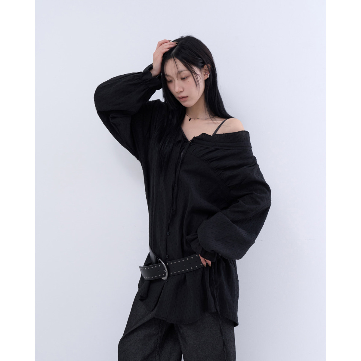lowear韩代 feminine shoulder shirring blouse薄款长袖宽松衬衫