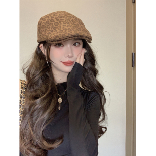 2025秋冬豹纹前进帽子女个性贝雷帽复古鸭舌帽潮辣妹画家帽显脸小