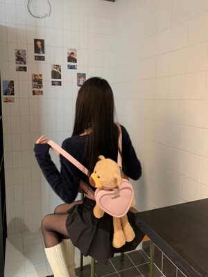 13DEMARZO外出女双肩包