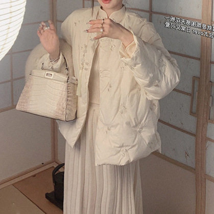 新中式90白鸭绒珠绣刺绣羽绒服