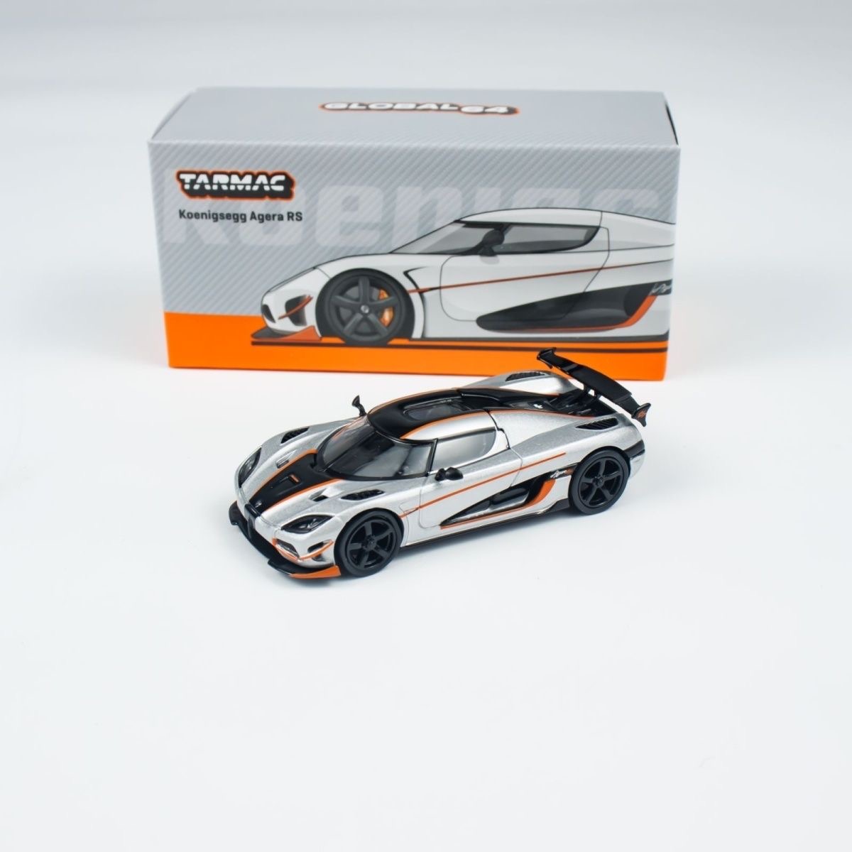 Tarmac Works TW柯尼塞格 RS Moon Silver合金车1:64模型摆件