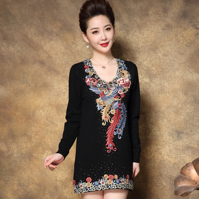 胖妈妈中长款毛衣绣花打底衫