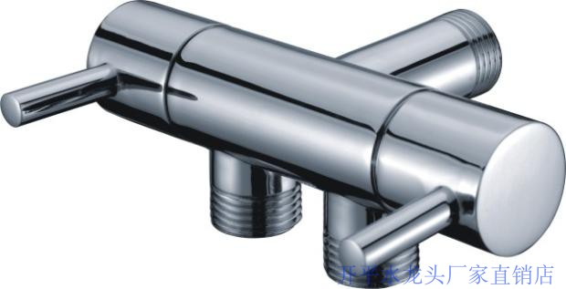 双把双控水嘴 一进二出 双把手单水角阀 墙出水马桶角阀7170实拍