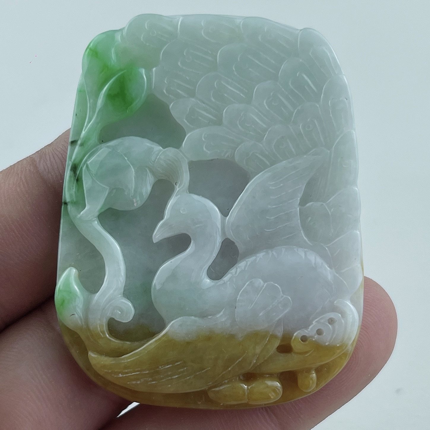 拍卖缅甸老坑a货冰种黄翡飘花双彩孔雀玉石吊坠挂件玉佩