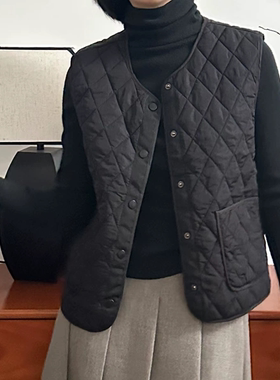 尘趣实拍黑色菱格休闲叠穿马甲女装无袖马夹背心外搭春秋初冬季