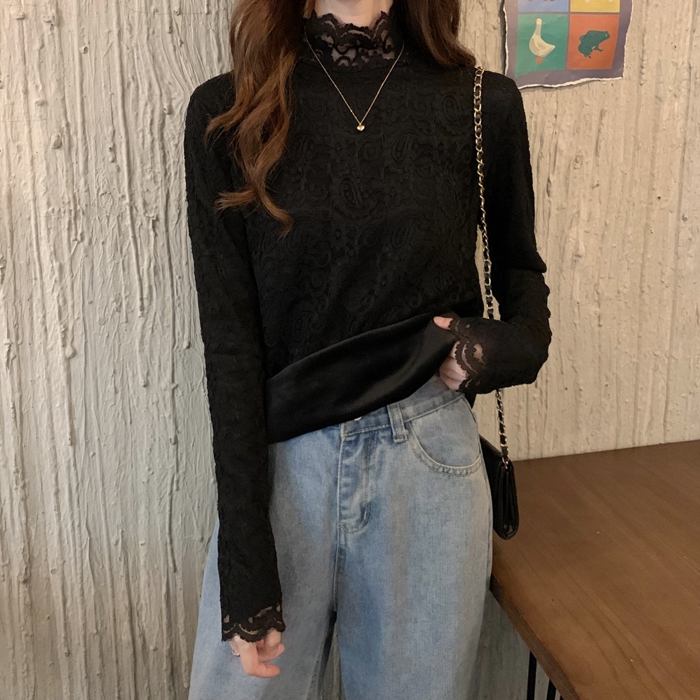 Real price Korean version of autumn and winter with velvet lace backing and long sleeve hollow out soft foreign style top