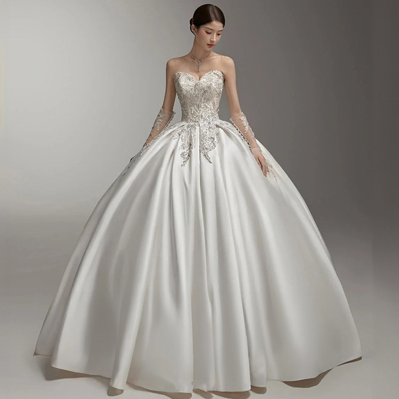 新款影楼主题拍照服装白色缎面拖尾婚纱室内情侣韩版蕾丝抹胸礼服