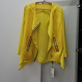 2码黄色亚麻拼接长袖外套品牌断码服装不退换介意慎拍全新带吊牌