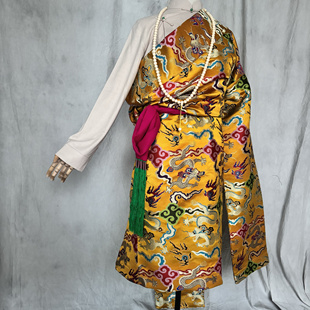 安多姑娘推荐金色民族服装藏族传统服装男式衬衫和藏袍一套出售