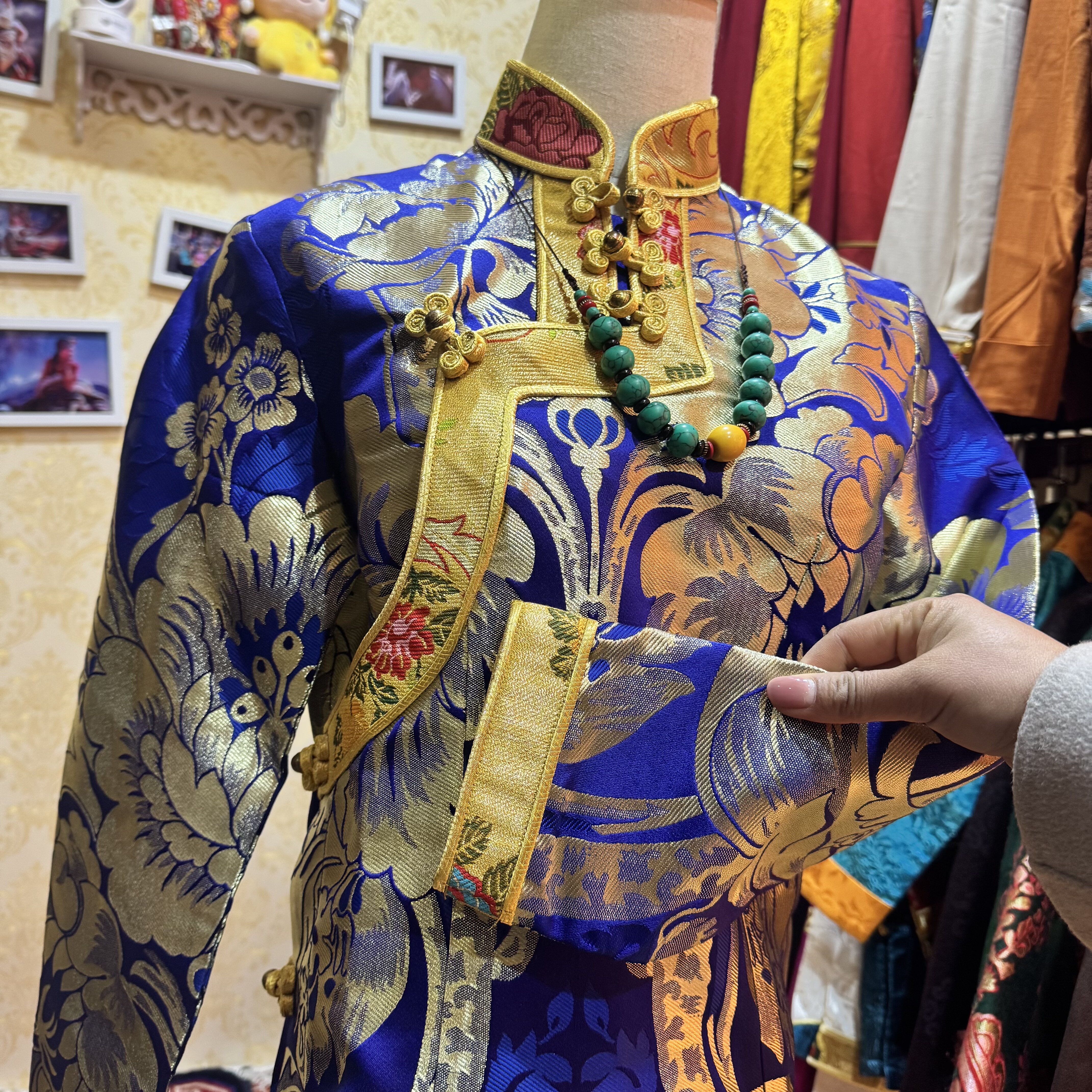 安多姑娘推荐藏族服饰软缎蓝色经典品质女式上衣衬衫外套