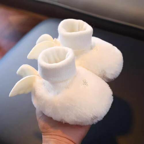 婴儿鞋袜秋冬季加绒保暖厚棉鞋