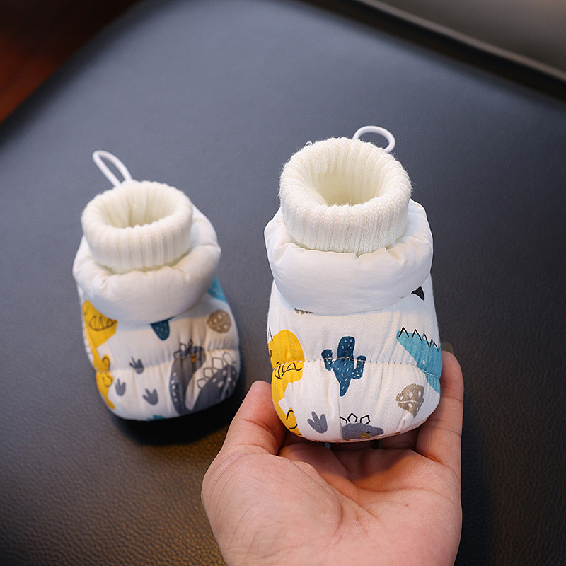 新生婴儿袜鞋秋冬加绒可爱印花宝宝卡通保暖护脚套学步鞋软底防掉