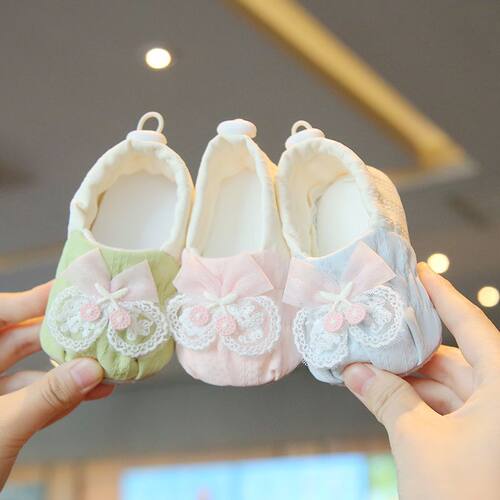 0-1岁宝宝春秋单鞋透气轻薄款婴儿步前鞋学走路外穿布鞋不掉防滑