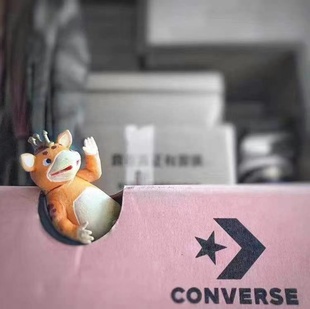 彩色友好怪兽布斯卡 官方授权版 日本带回扭蛋摆件玩具节日礼物