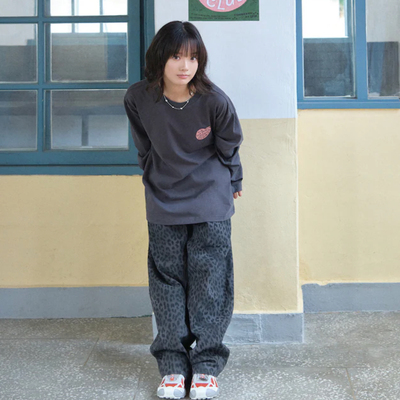 【BEAKER】韩国代购 25早秋灰色后背图案 休闲 长袖宽松TVOVOSHOP