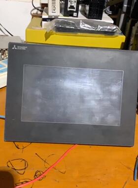三菱触摸屏型号GS2107-WTBD功能包好，成色如图，图片议价商品
