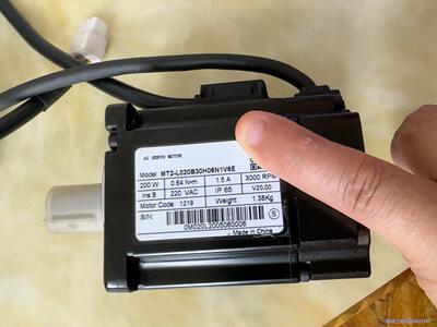 mt2-L020B30H06N1V6E全新私服电机 三个 单议价商品