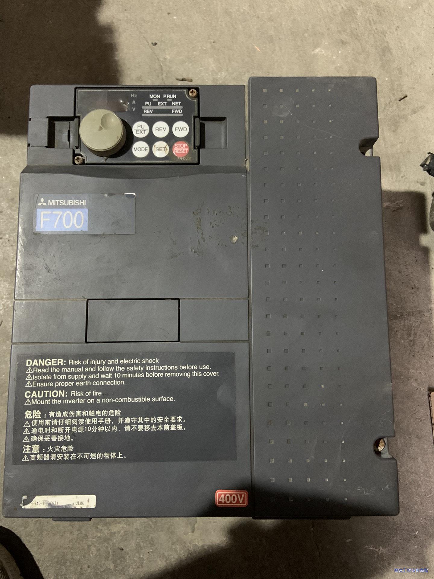 三菱变频器 F740 11KW 简单测试正常 面板有点磕碰议价商品