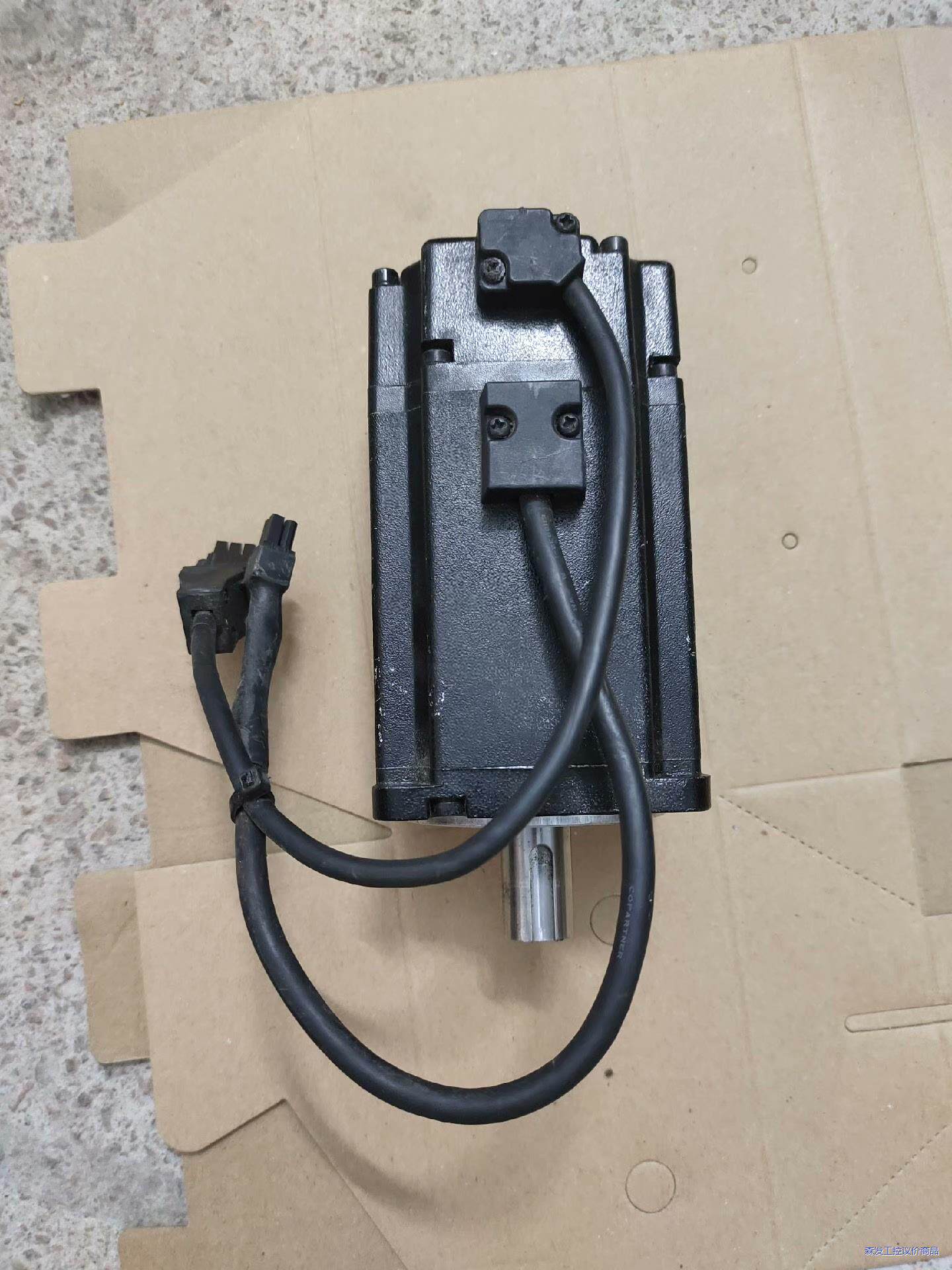 施耐德电机BCH0802O12A1C 750W，实物拍摄 ，议价商品