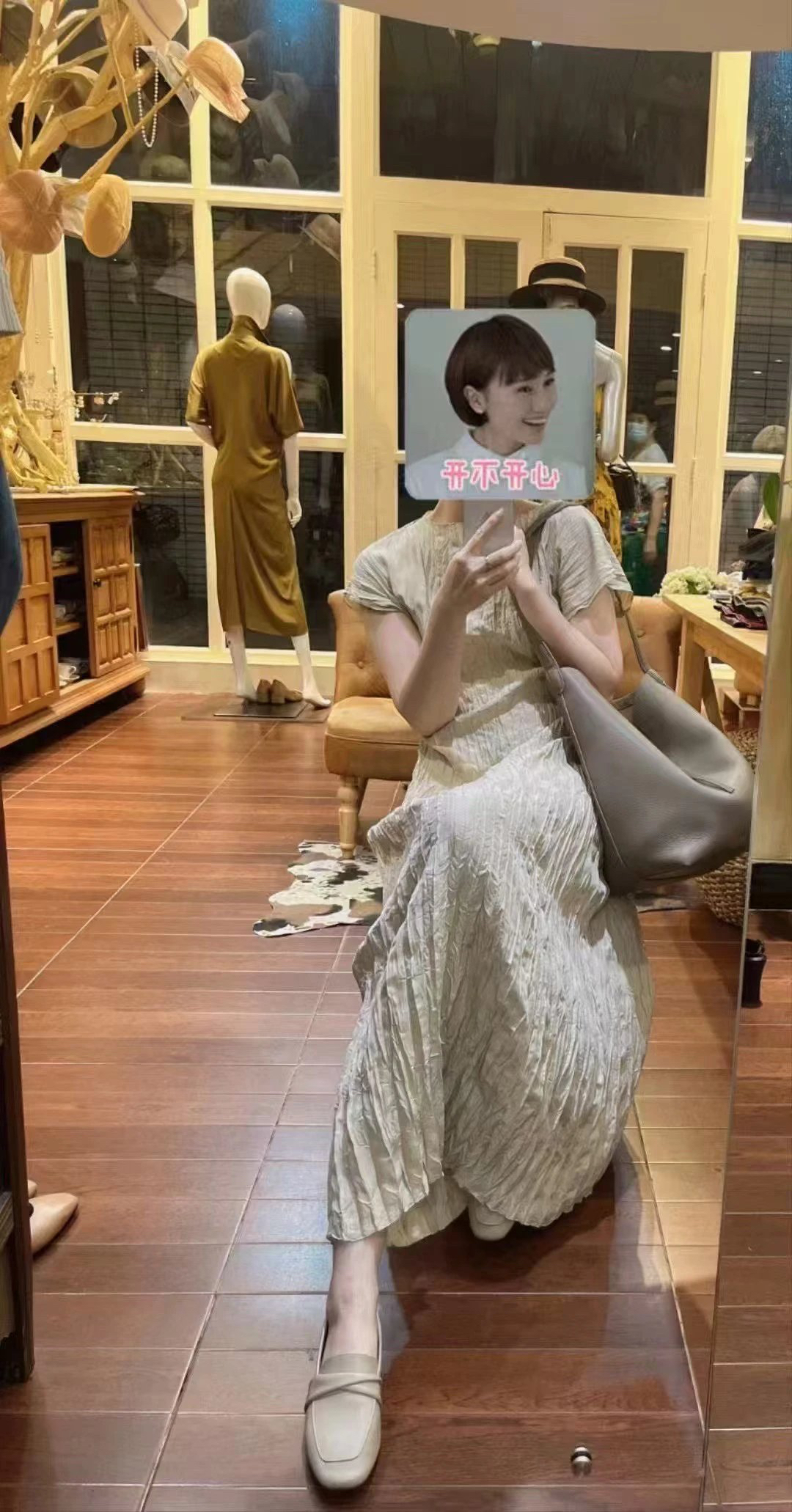 设计师25春夏百搭显瘦无袖连衣裙褶皱真丝连衣裙特价