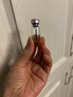 上海正品小样美bai精华液2ml（满10瓶送一个滴头）