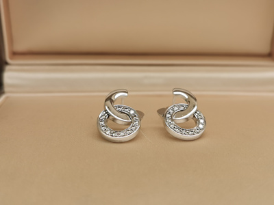二手正品99新Piaget伯爵possession18k白金女款钻石耳钉耳环耳饰