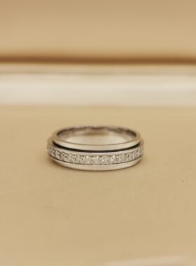 二手99新正品伯爵possession时来运转18k白金满钻女款钻石戒指49