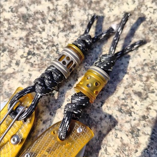 钛合金PEI子母弹 二合一分体吊坠伞绳刀坠挂扣挂坠推牌坠拉链头坠