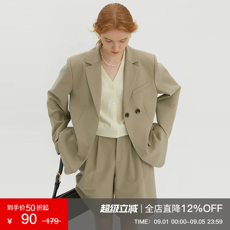法式设计感小众两粒扣西装套装女图片