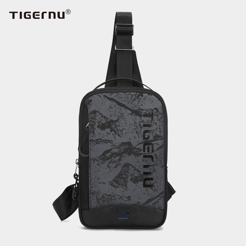 tigernu/泰格奴男士时尚迷彩简约胸包男款透气防水潮牌机能男士包