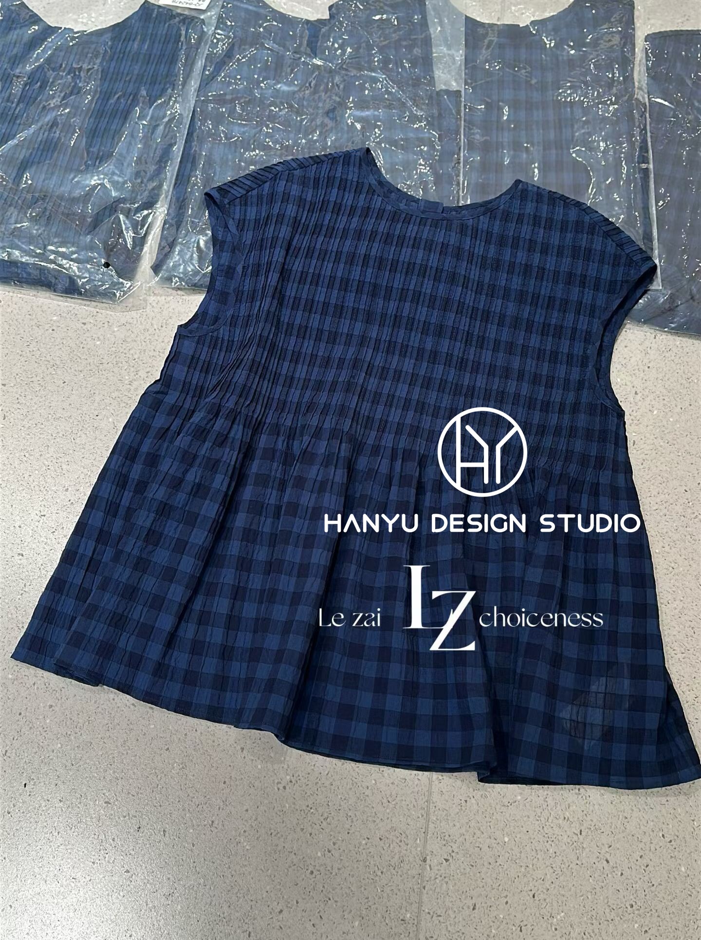 私信询价【韩钰DESIGN】2026夏季新款减龄格纹圆领无袖上衣女