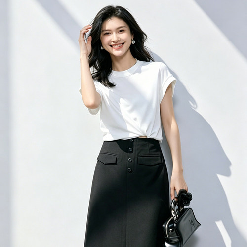 vilan/慧兰白色圆领无袖T恤女2026夏季新款透气显瘦打底上衣