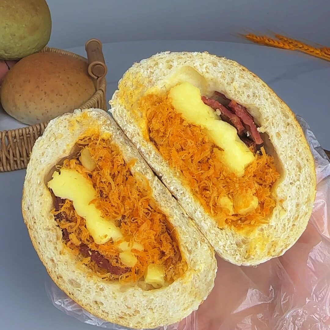 欣小焙手作现烤米面包猪肉脯肉松日式大米面包健康早餐面包