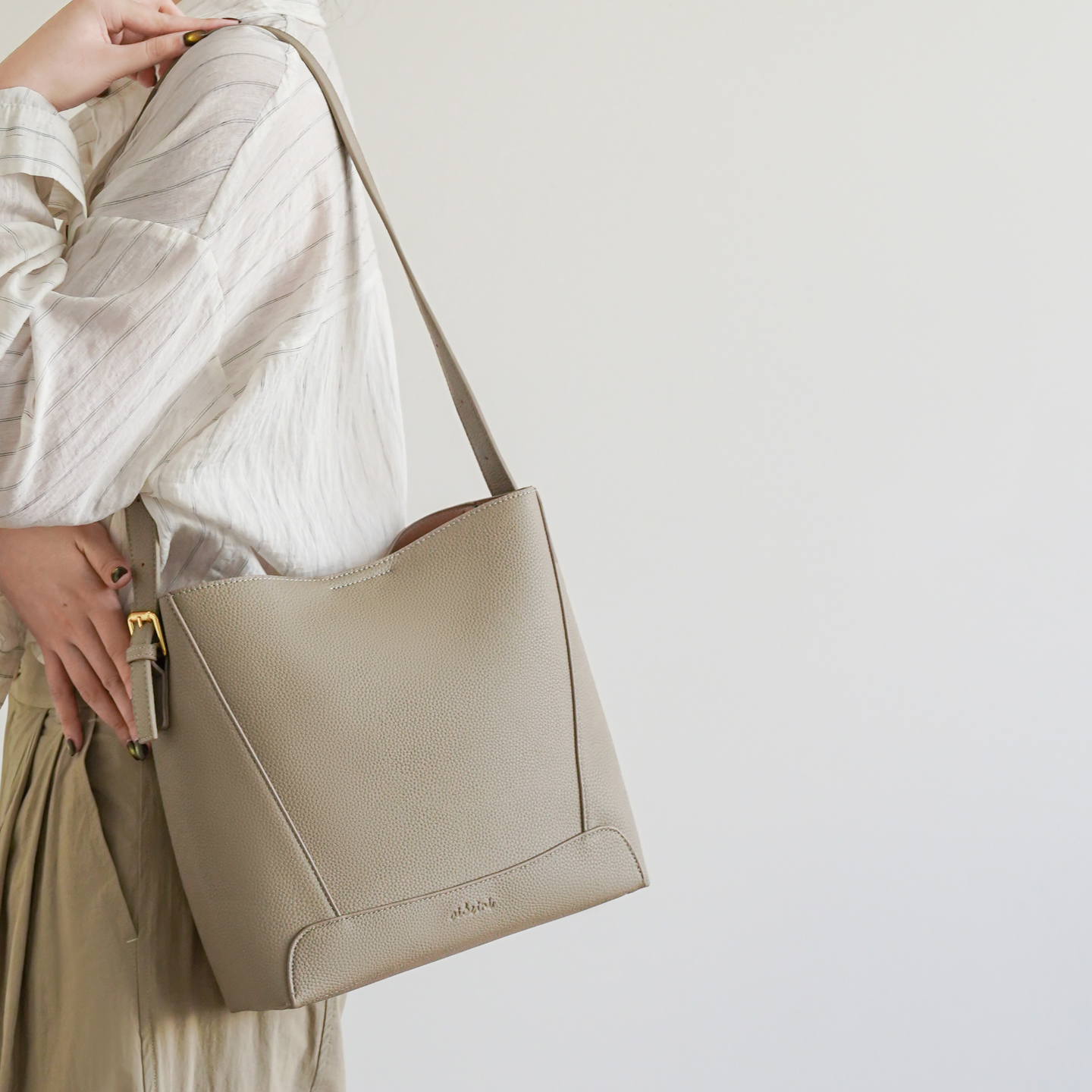 水桶包女大容量轻便包包2025新款