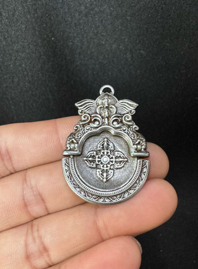仿古藏式新款西藏天铁金刚杵恶魔呓语寒铁吊坠挂坠手工民族风挂件