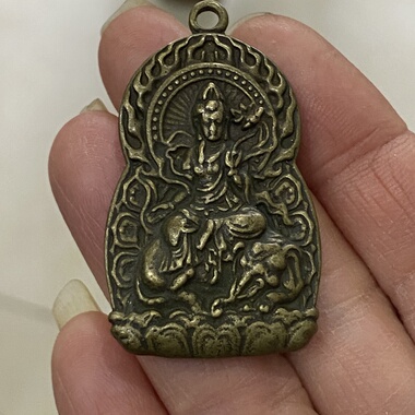 仿古藏式观音菩萨挂件黄铜微雕铜佛牌佛像坠护身铜钥匙扣古玩铜像