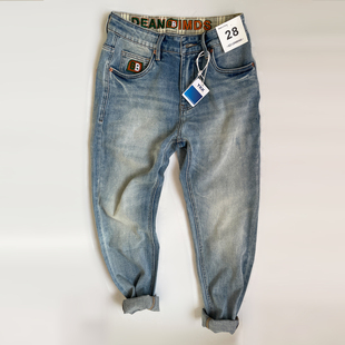 永远经典 简单干净水洗蓝高端牛仔裤男合身直筒丹宁刺绣高阶长裤