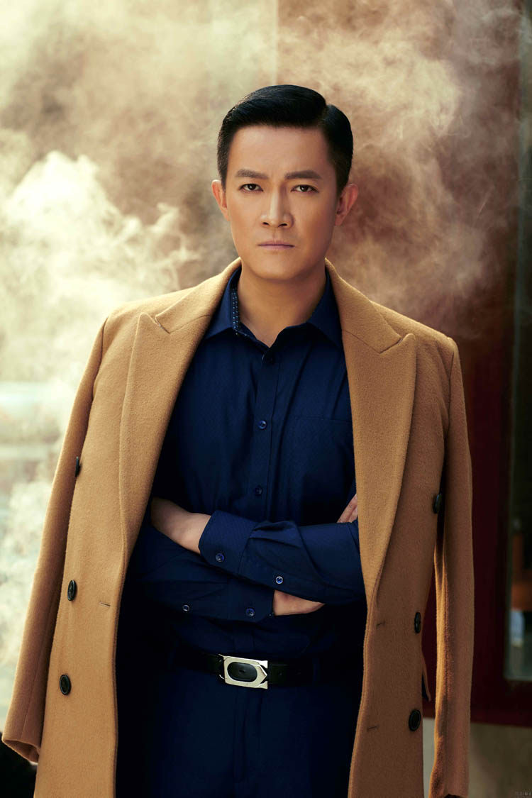现代装饰画 杨志刚个人写真照片 大幅美图男勇敢的心演员贴画壁画